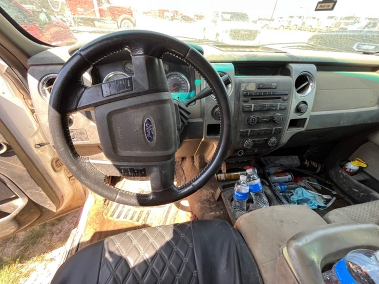 2010-ford-f150-xlt-image-13