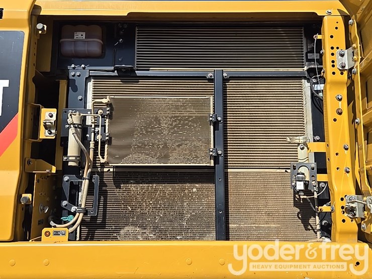 2019-caterpillar-336-image-34