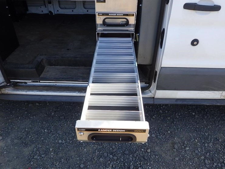 2018-ford-transit-image-32