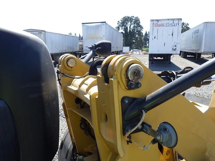 2014-caterpillar-907h2-image-24