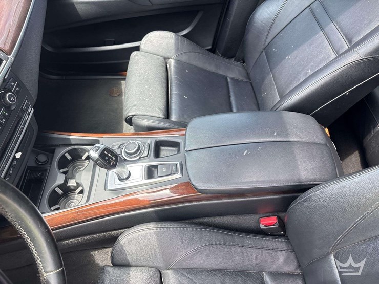 2013-bmw-x5-image-15