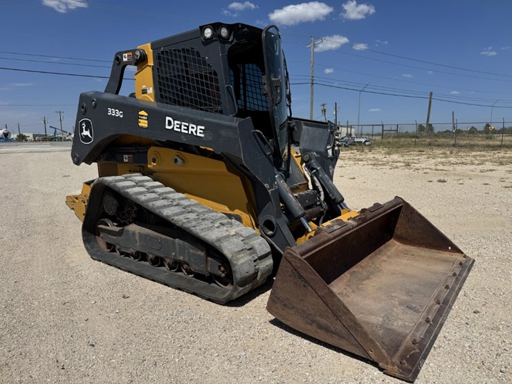 2021-deere-333g-image-2
