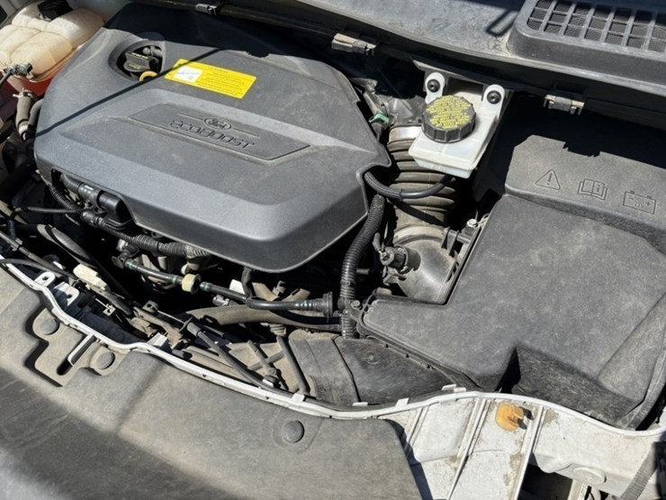 2016-ford-escape-image-30