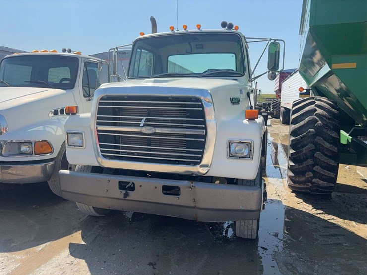 1994-ford-l8000-image-2