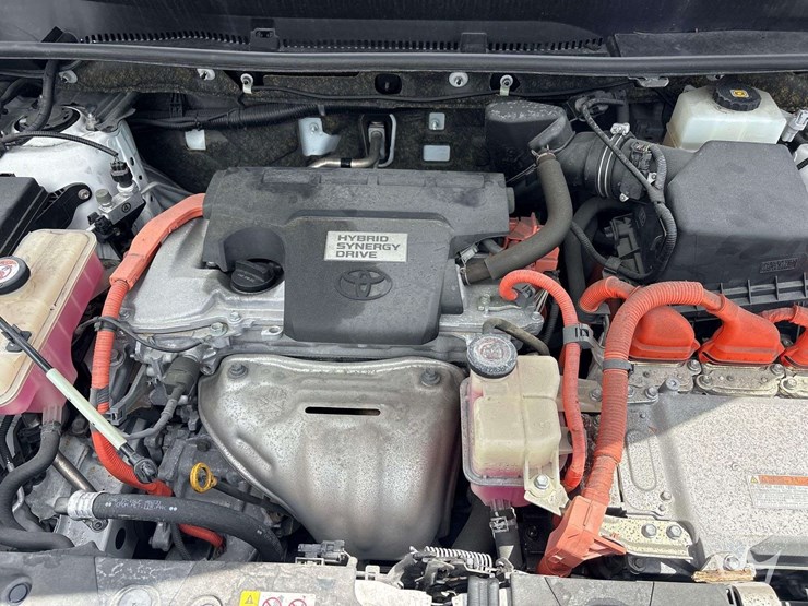 2018-toyota-rav4-image-7