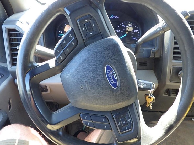 2019-ford-f550-image-33