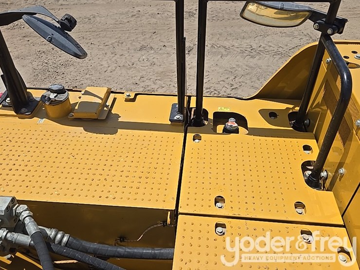 caterpillar-336-image-65