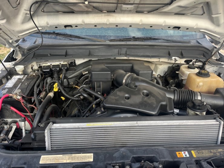 2013-ford-f350-image-9