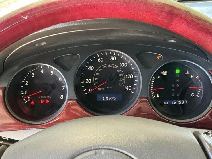 2003-lexus-es-300-sdn-image-17