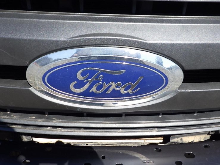 2019-ford-f550-image-9