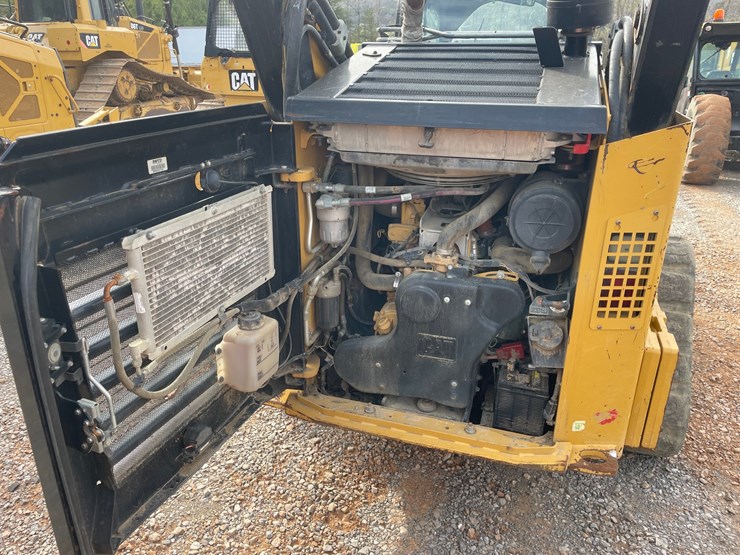 caterpillar-299d2-xhp-image-25