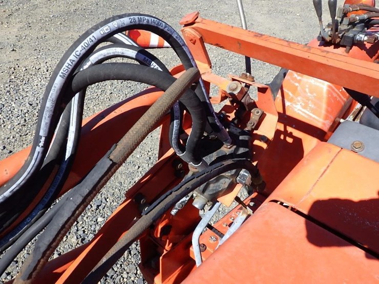 kubota-b2150hsd-image-13
