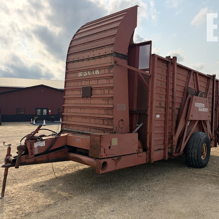 HESSTON STAKHAND 30A 895
