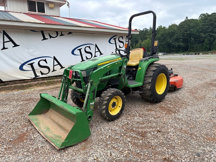 john-deere-3032e-image-1