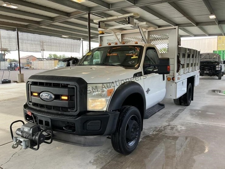 2011-ford-f550-image-4