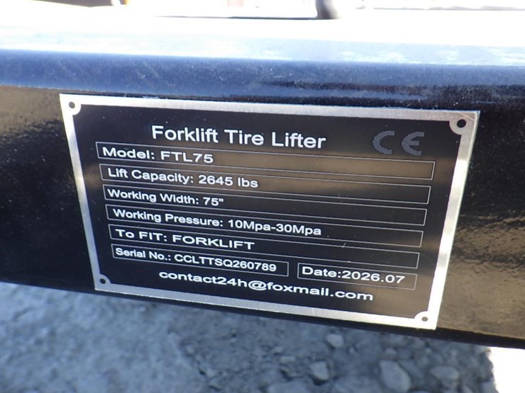 future-forklift-tire-lifter-75"-image-5