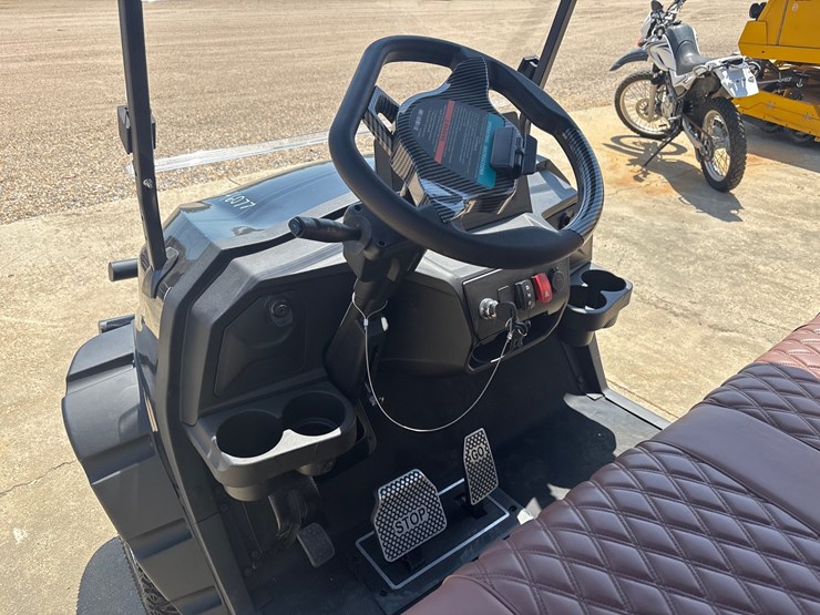 #83-•-2026-6-seat-off-road-golfcart-image-7