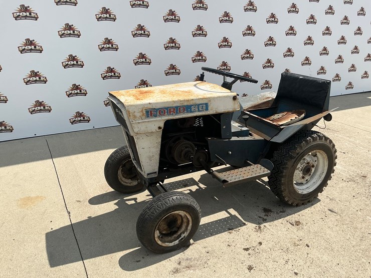 ford-tractor-image-1