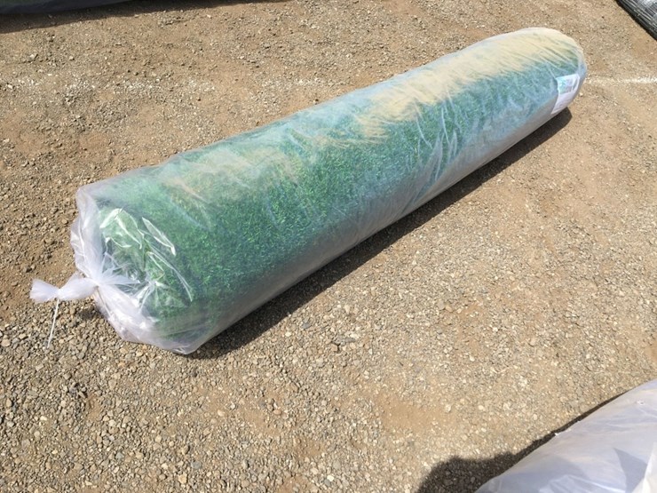 6.6ft-x-49.2ft-roll-of-unused-artificial-turf,-image-2