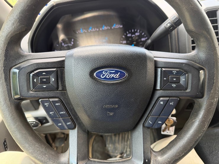 2017-ford-f350-image-69