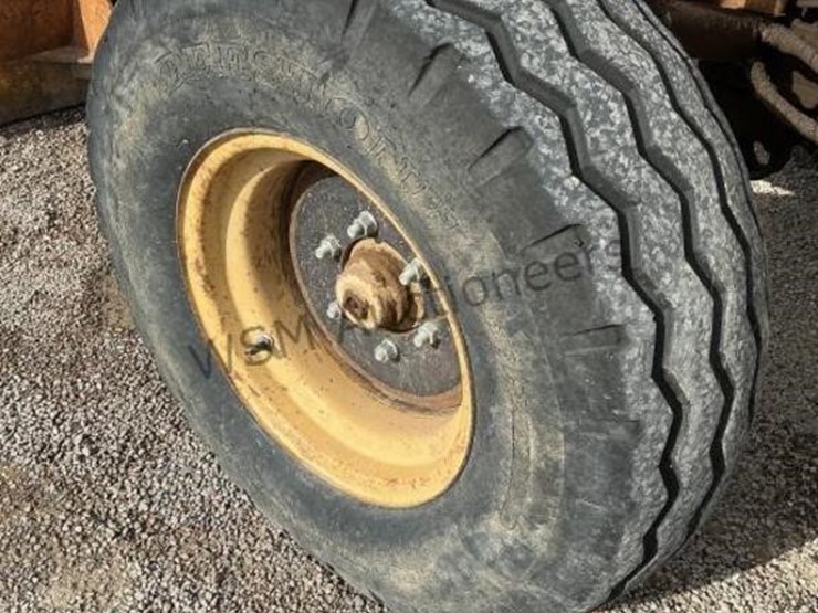 massey-ferguson-40e-image-9