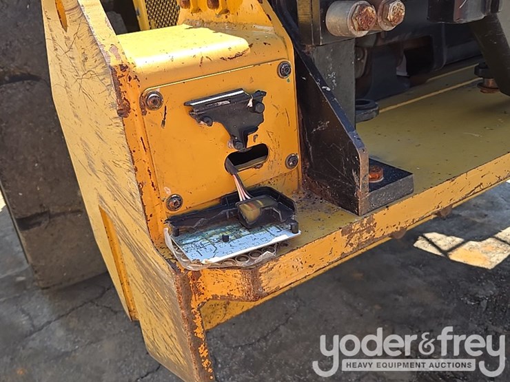 2019-caterpillar-950m-image-21