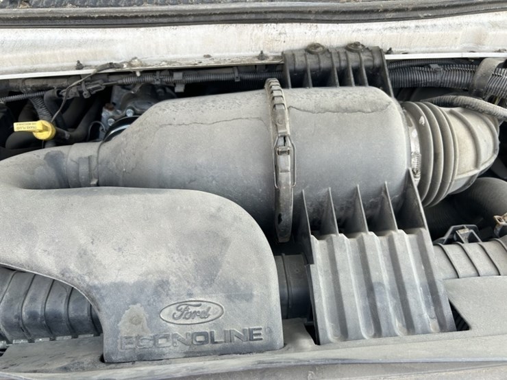 2012-ford-e450-sd-image-44