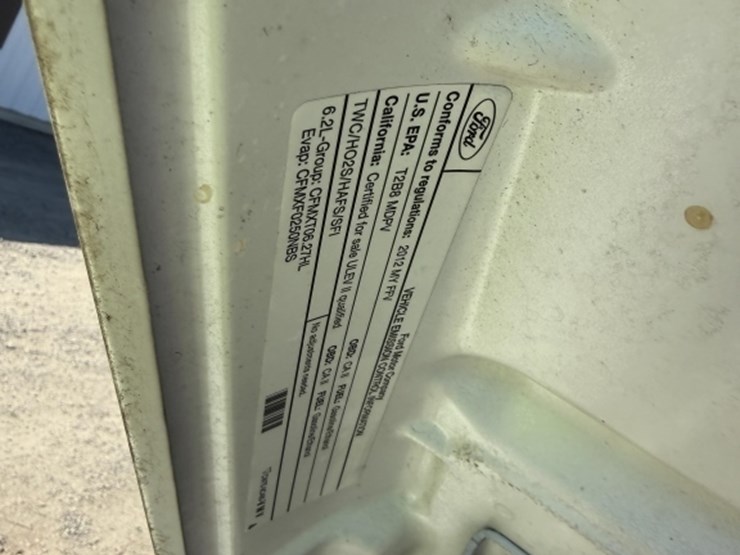 2012-ford-f350-image-32