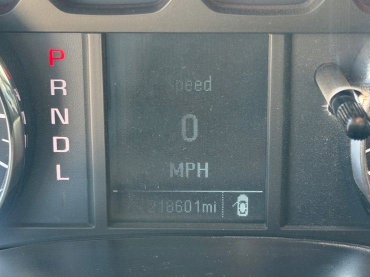 2017-chevrolet-silverado-1500-image-13