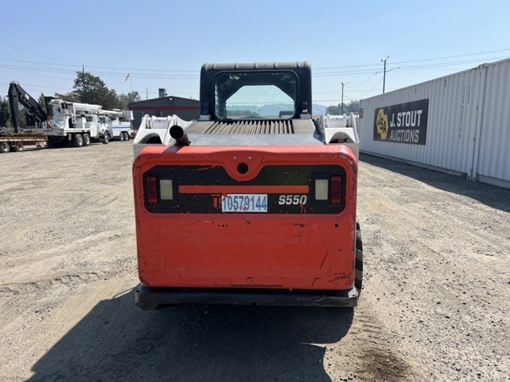 2017-bobcat-s550-image-5