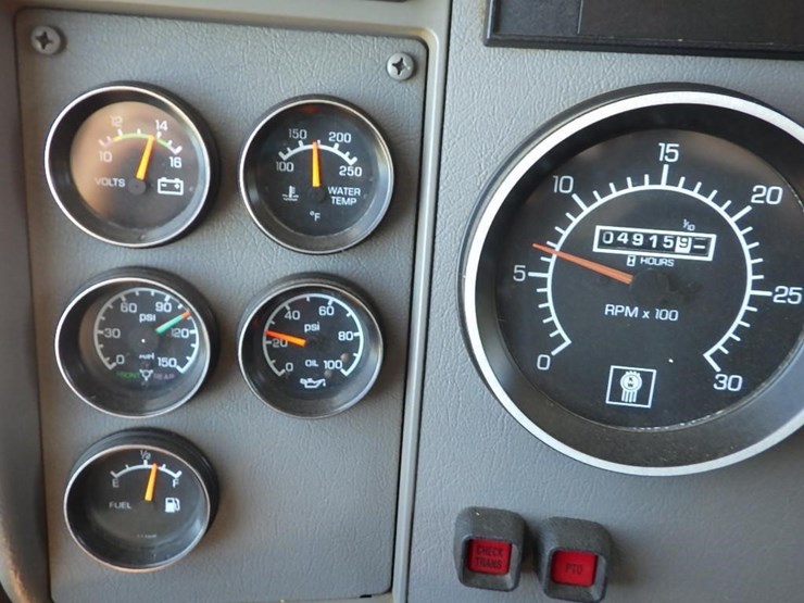 2006-kenworth-t300-image-36