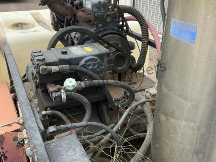 towable-steam-cleaner-image-12