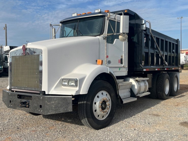 2020-kenworth-t800-image-1
