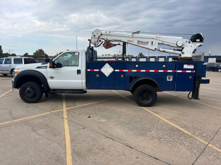 2015-ford-f550-image-8