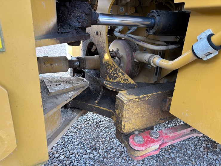 2012-caterpillar-950k-image-34