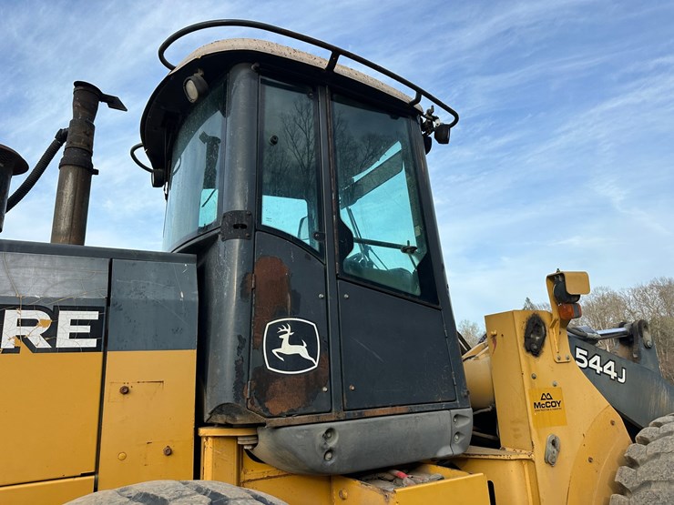 2005-deere-544j-image-22