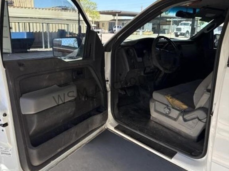 2011-ford-f150-image-23