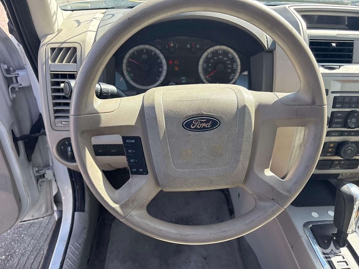 2008-ford-escape-hybrid-image-13