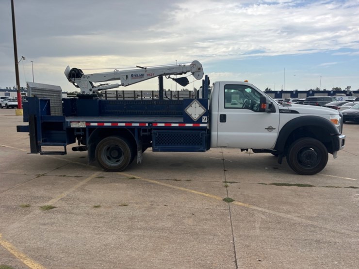 2011-ford-f550-image-4
