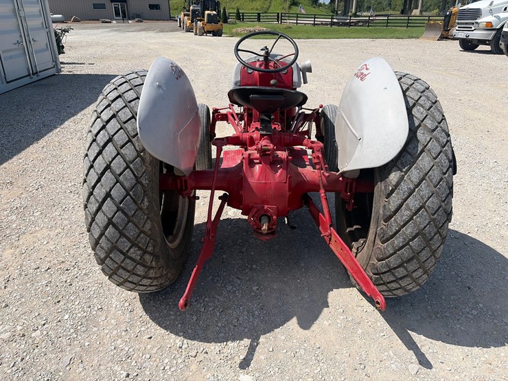 ford-8n-image-4
