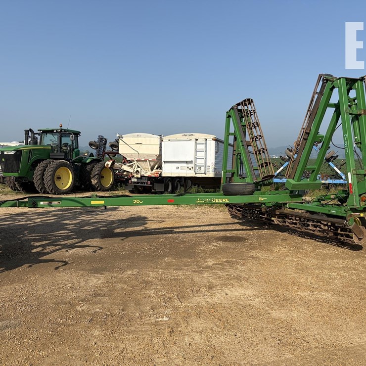 JOHN DEERE 200