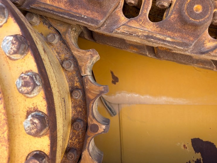 caterpillar-d6t-xl-image-6