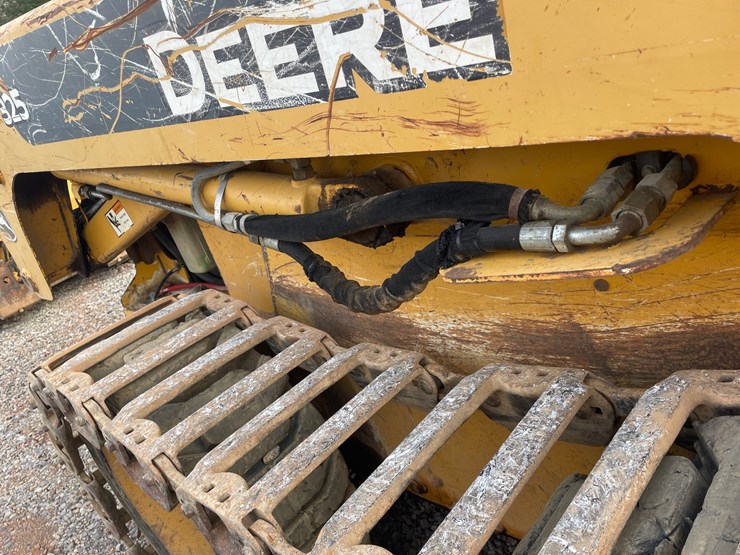 deere-325-image-22