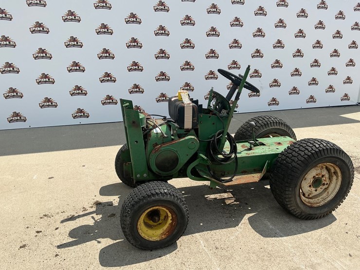 john-deere-112-image-1