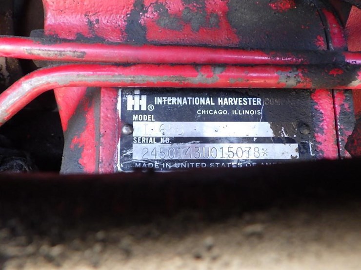 international-i-656-tractor-image-28
