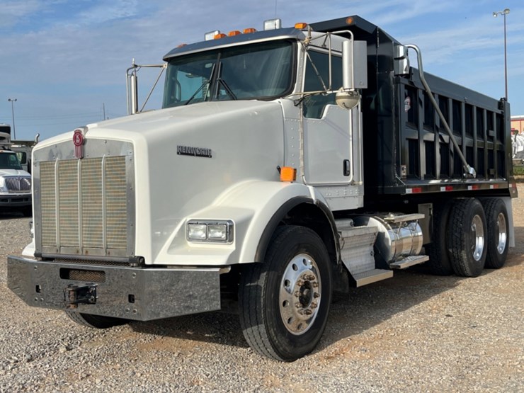 2020-kenworth-t800-image-1