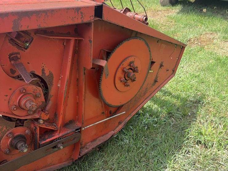 hesston-1091-image-12