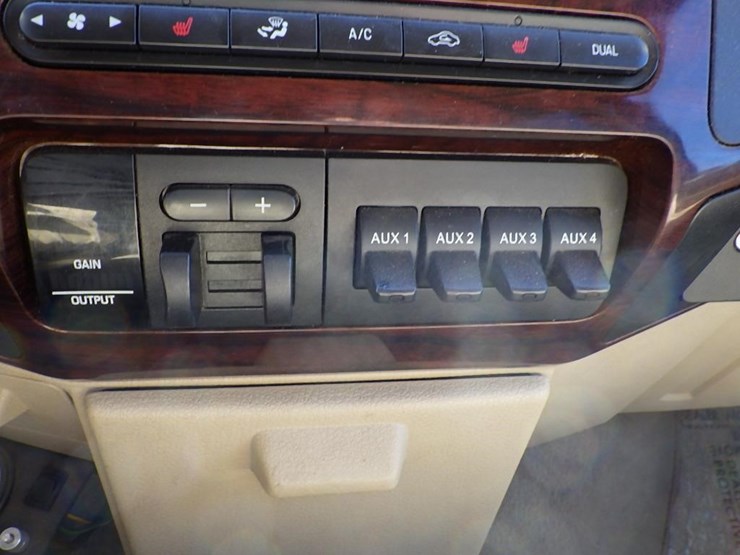 2008-ford-f350-image-29