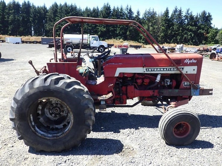 international-i-656-tractor-image-8