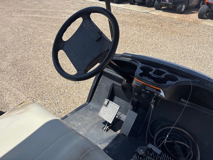 #81-•-yamaha-48-volt-golfcart-image-6